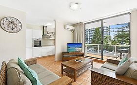 Carlton Apartments Gold Coast